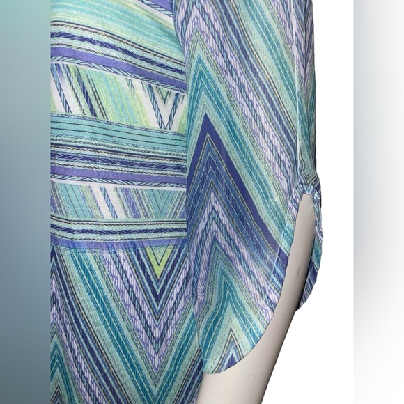 SOLD Chico's Blue Chevron Top SparkleV-Neck Sheer Slightly Flutter Sleeve Sz1 - Picture 4 of 7
